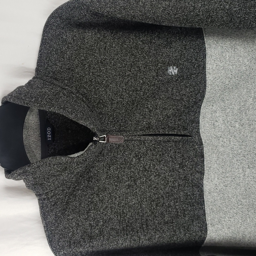 Izod Men's XL Two-Tone Gray Colorblock 1/4 Zip-Up Thermasoft Fleece Sweater - Picture 2 of 11